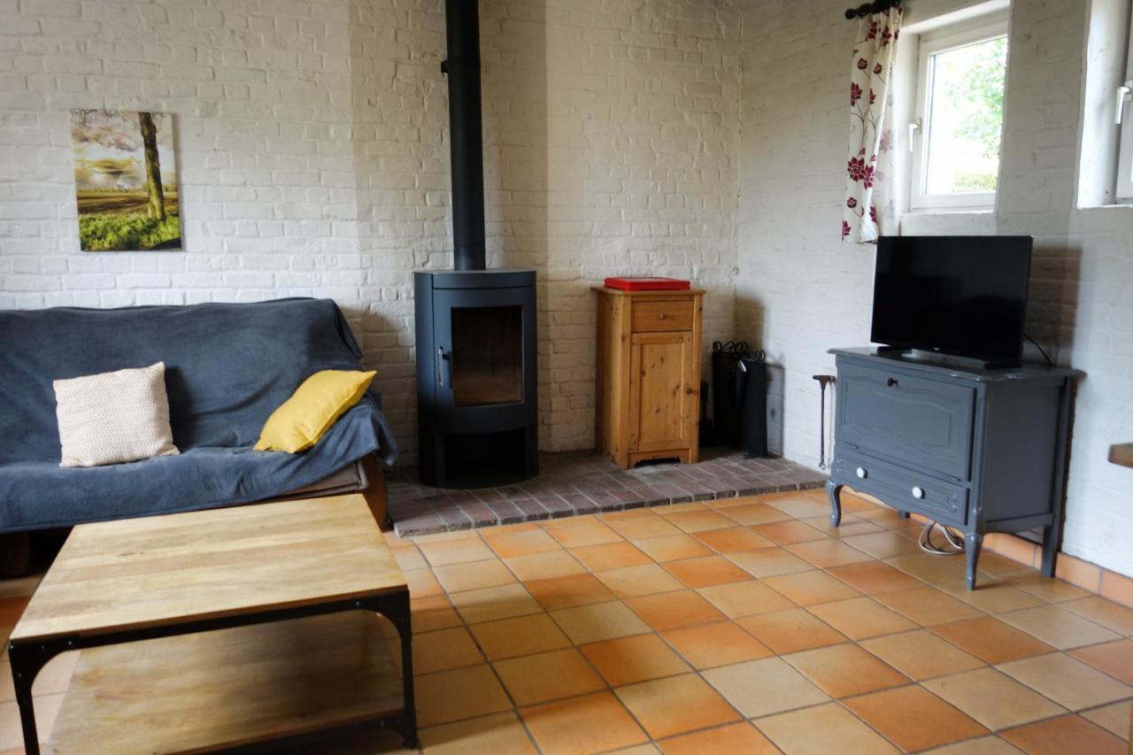 Gite Rural Les Petites Tetes Leuze-en-Hainaut ภายนอก รูปภาพ